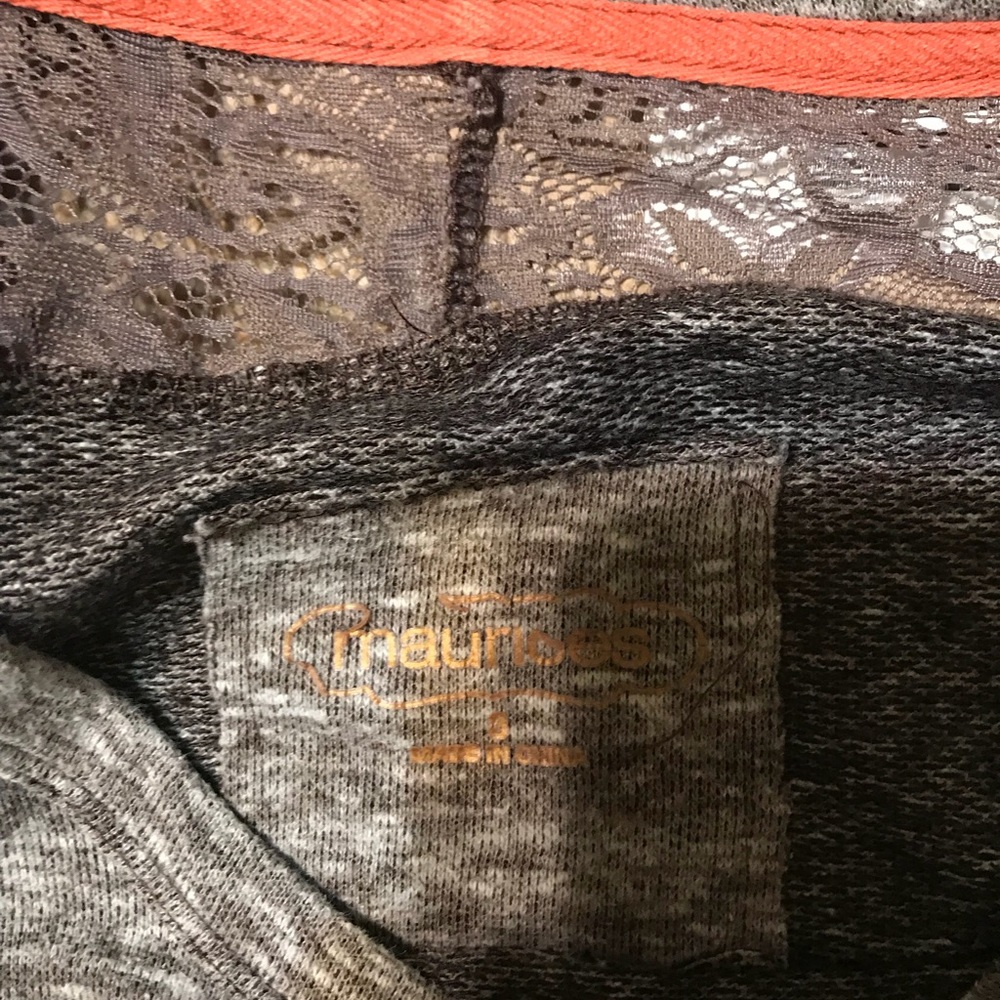 Maurice’s Size 3 sweater
